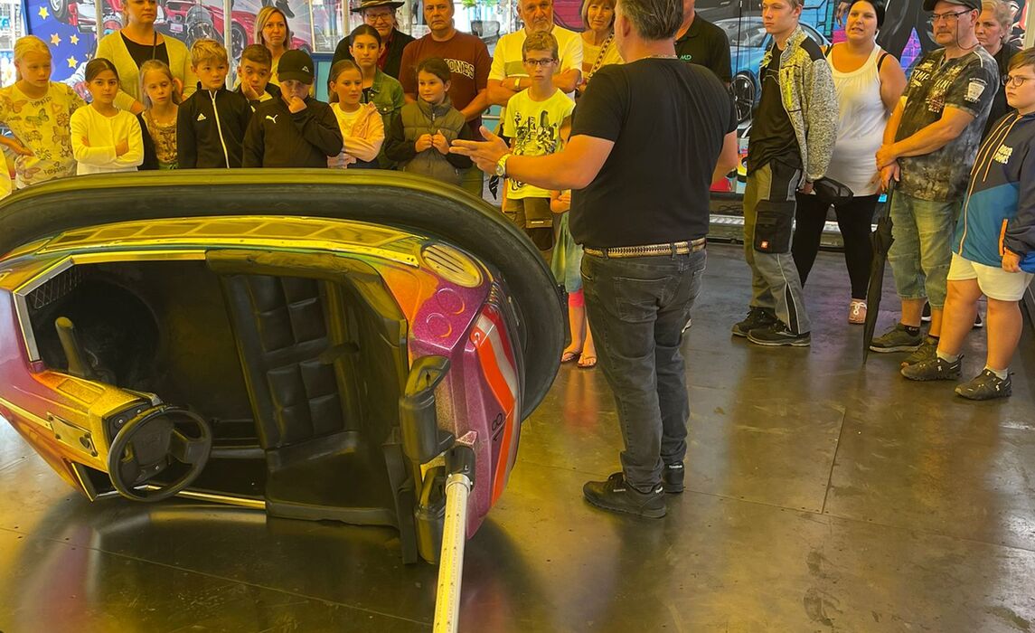Backstagefuehrung 80